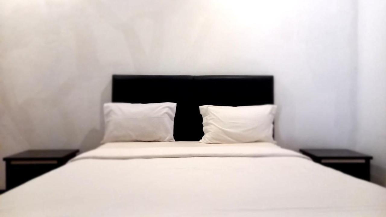 Dc Hotel & Hostel Labuan Bajo Bagian luar foto