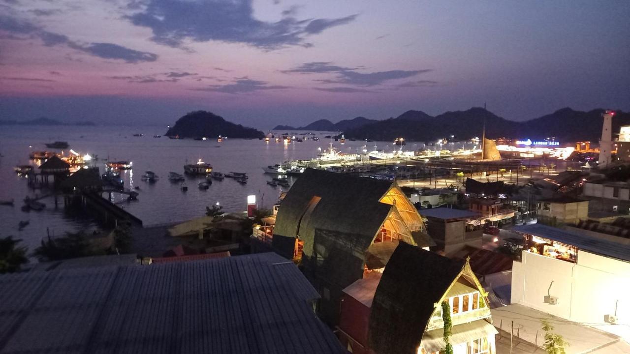 Dc Hotel & Hostel Labuan Bajo Bagian luar foto